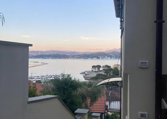 Ca Edo - Exclusive Terrace Apartamento La Spezia